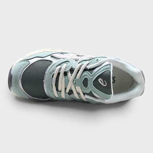 ASICS GEL-NYC Women's SportStyle Trainers – Sage/Silver