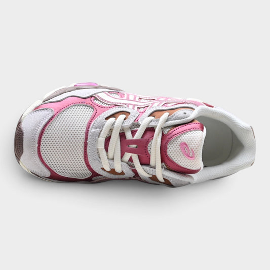 ASICS GEL-NYC Women's SportStyle Trainers – Burgundy/Cream