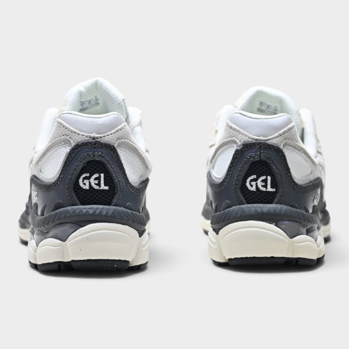 ASICS GEL-NYC Men’s SportStyle Trainers – White/Charcoal