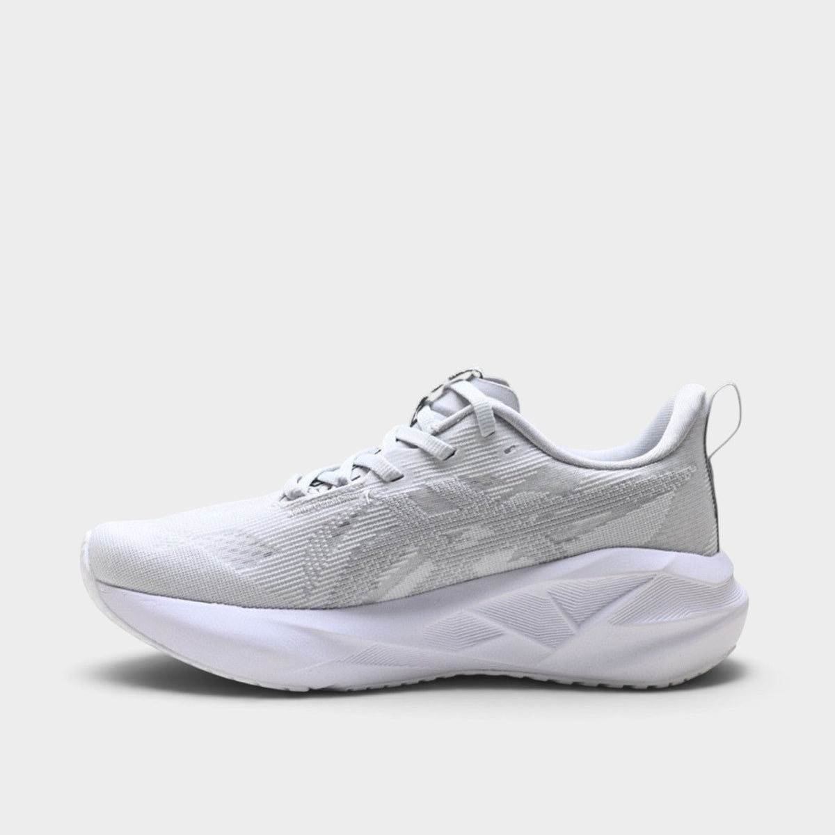 ASICS Novablast 5 Men's Running Shoes – White/Piedmont Grey