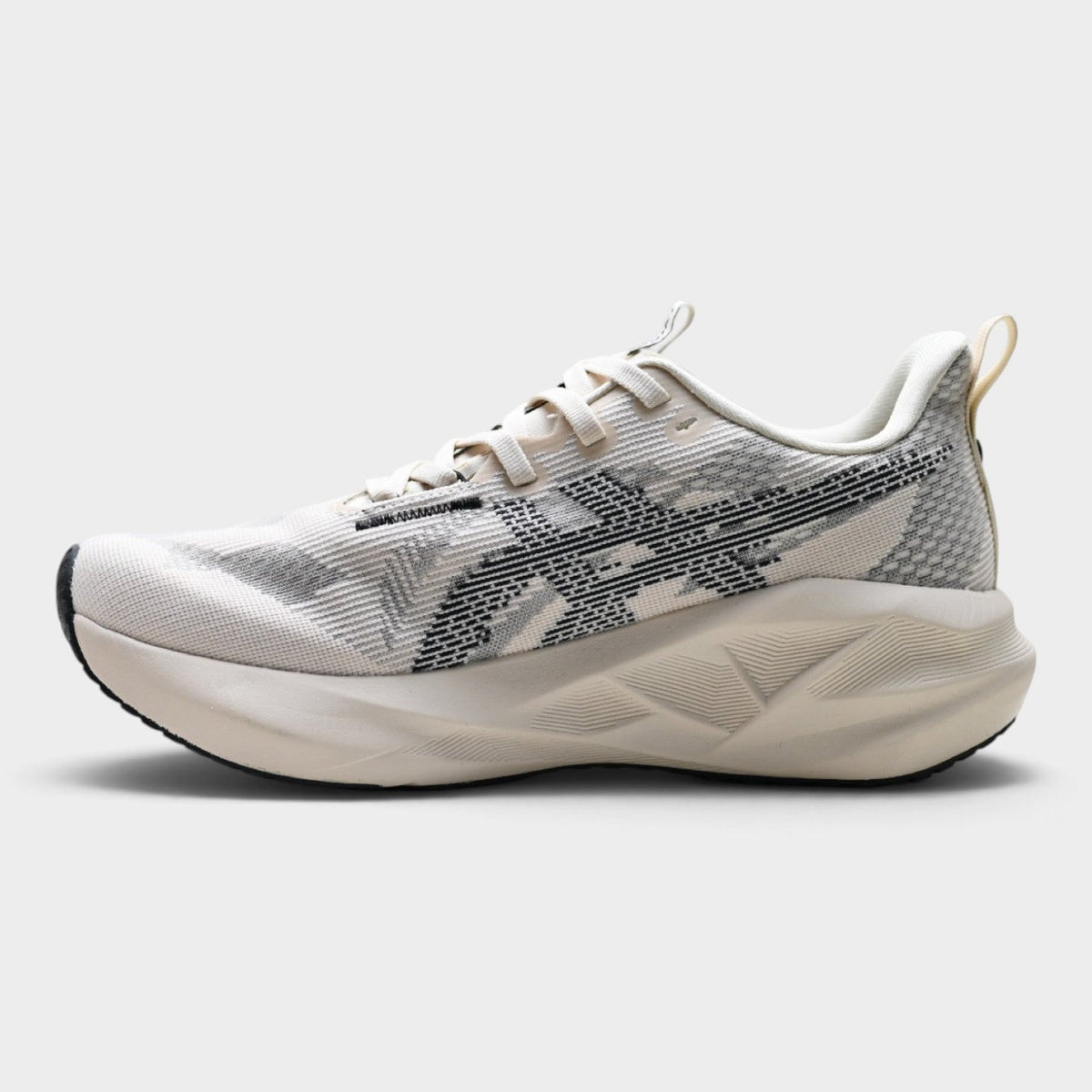 ASICS Novablast 5 Women's Running Shoes – White Black