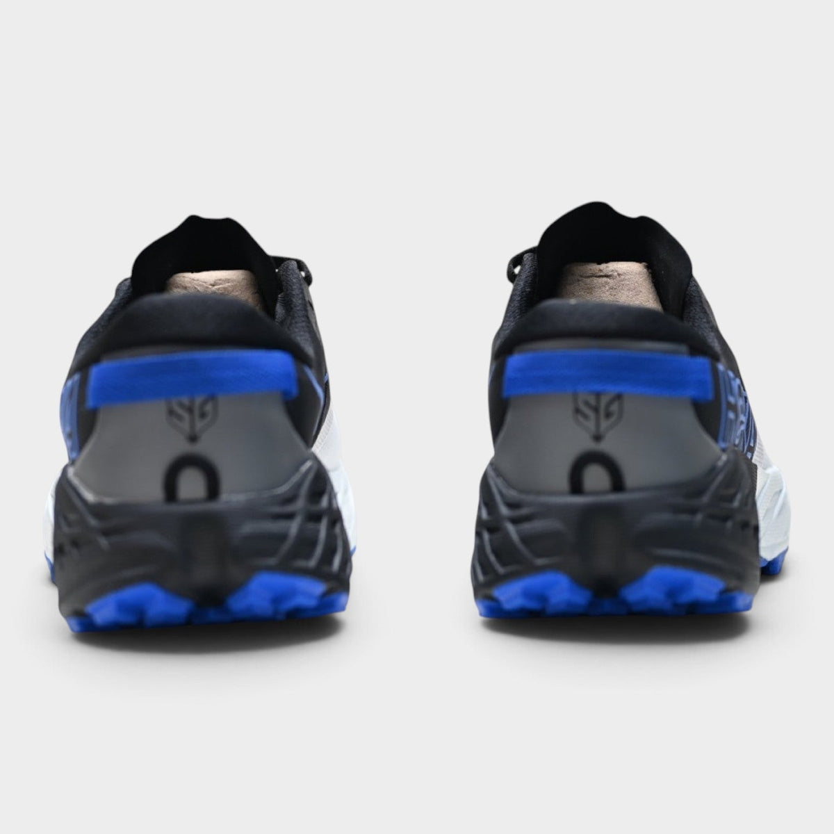 HOKA Speedgoat 7 Men’s Trail Running Shoes – Black / White