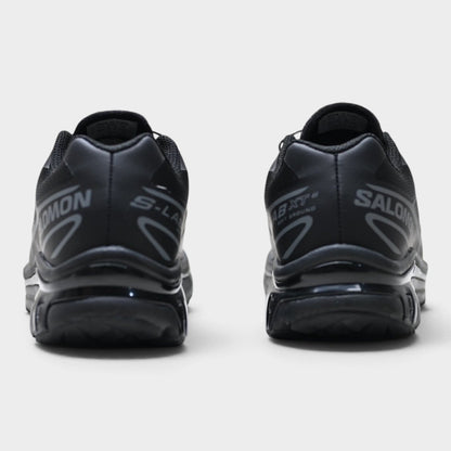 Salomon XT-6 men's trail trainers - sole view