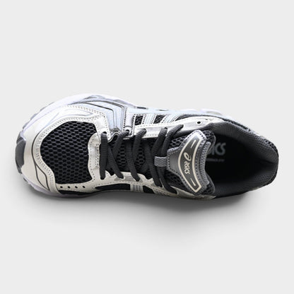 ASICS GEL-KAYANO 14 Unisex SportStyle Trainers – Black/White