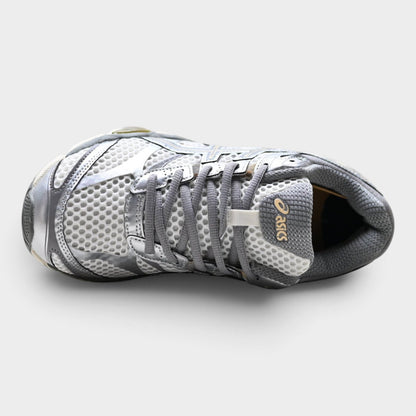 ASICS GEL-CUMULUS 16 Men's Cushioned SportStyle Trainers – Grey/Gold