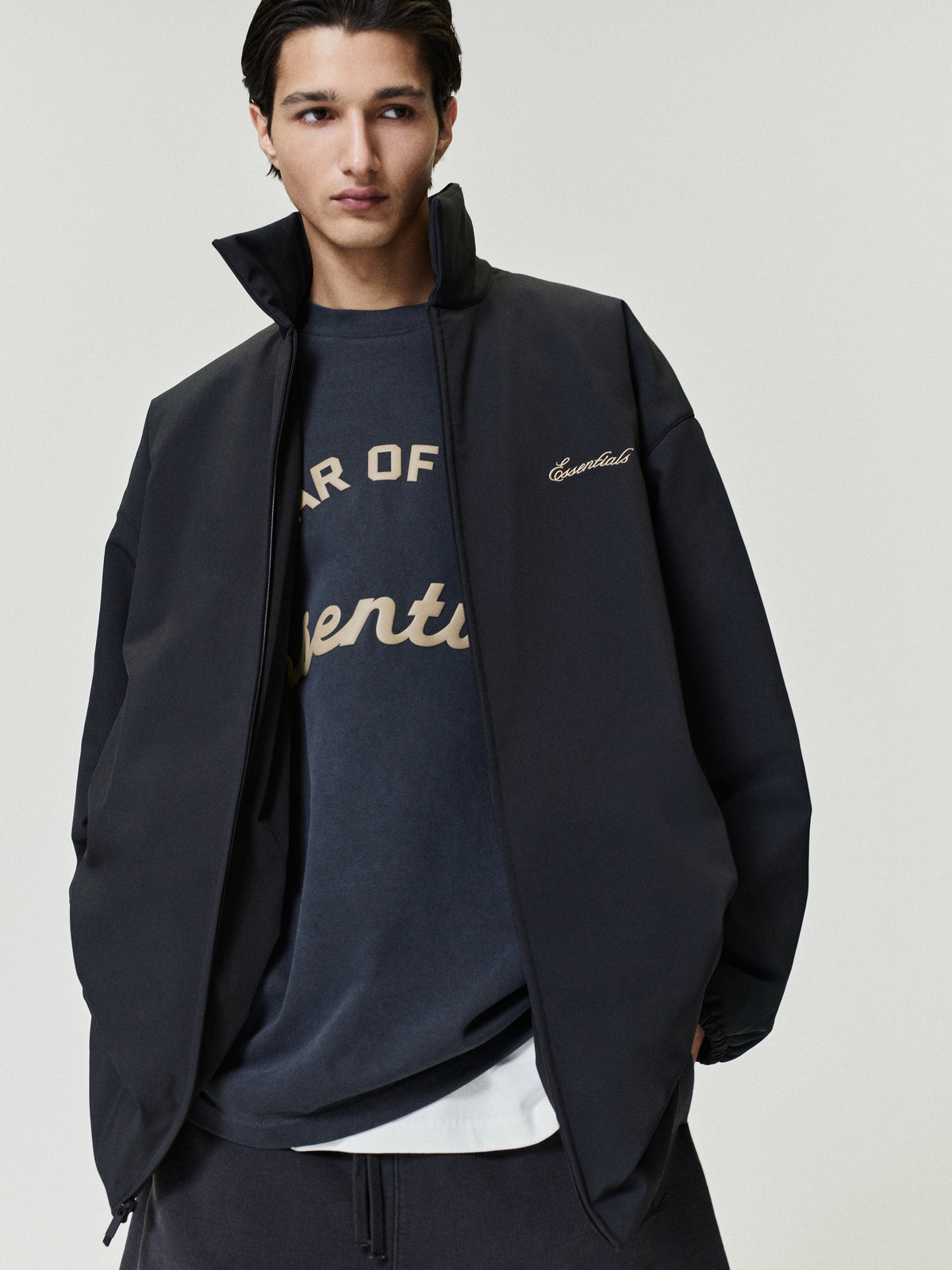 Essentials Training 90s Tee